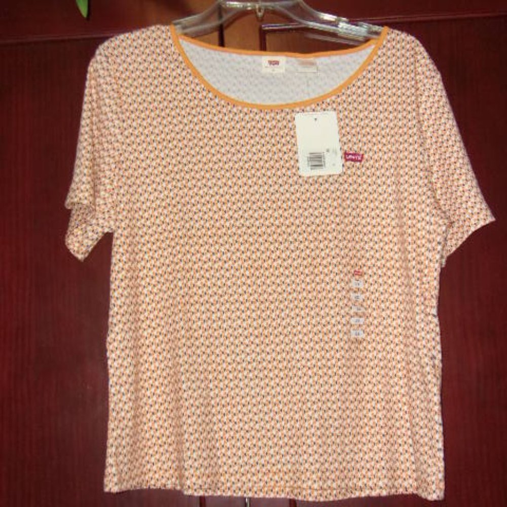 Levis T-shirt Peach Patterned Size 2x